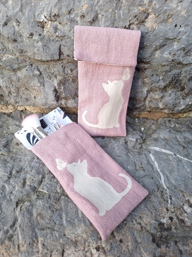 Trousse maquillage ou autres chat